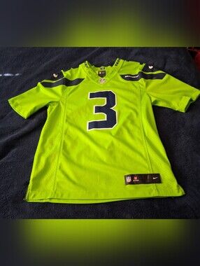 Nike Neon Green Seattle Seahawks Russell Wilson Color Rush jersey. Sz. S. READ